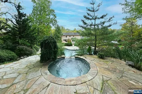 191 Cherry Lane Airmont NY 10952