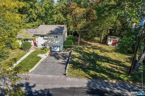 72 Glenwood Avenue Demarest NJ 07627