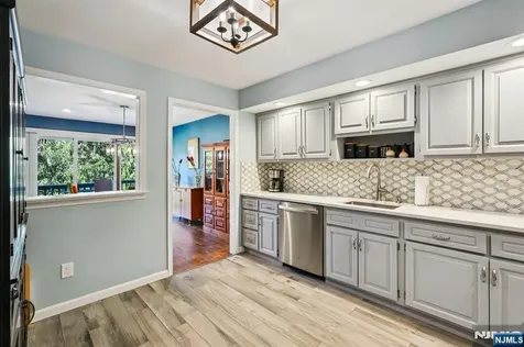 97 Frost Lane Mahwah NJ 07430