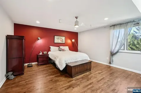 97 Frost Lane Mahwah NJ 07430
