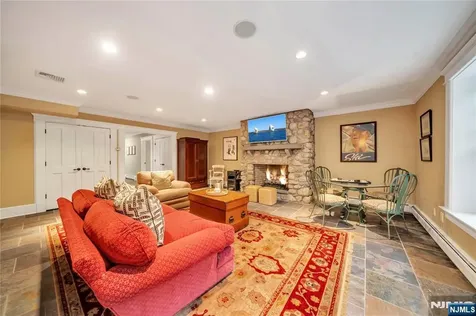 265 West End Avenue Ridgewood NJ 07450