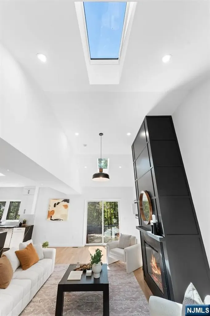 1 Four Corners Road Blairstown NJ 07825