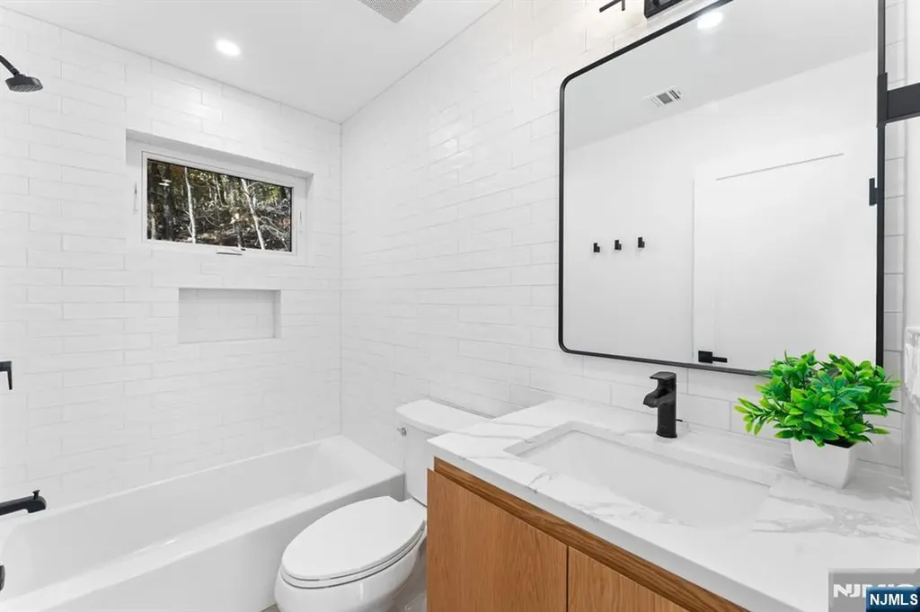 1 Four Corners Road Blairstown NJ 07825