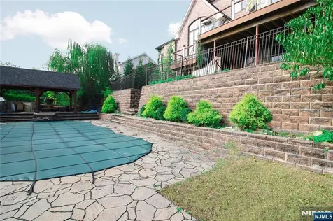 51 Columbus Avenue Totowa NJ 07512