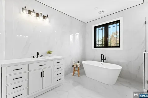 465 Cherry Lane Mendham Borough NJ 07945