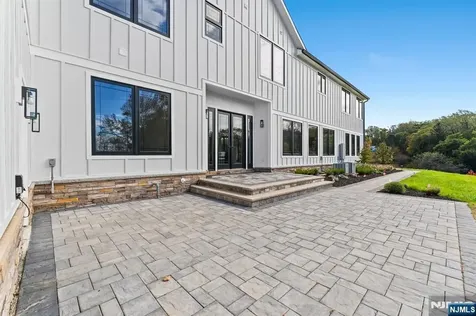 465 Cherry Lane Mendham Borough NJ 07945