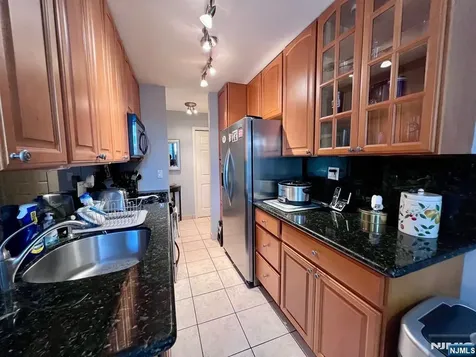 14 River Nutley NJ 07110