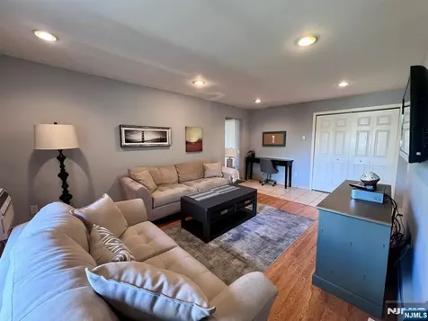 14 River Nutley NJ 07110