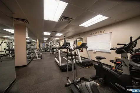 2467 State Route 10 Par-troy Hills Twp. NJ 07950