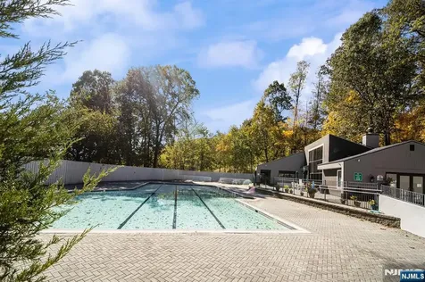 2467 State Route 10 Par-troy Hills Twp. NJ 07950