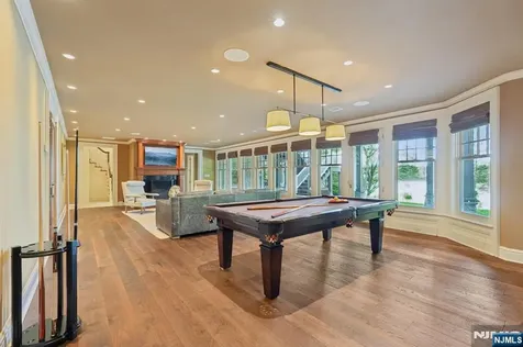 907 Scioto Drive Franklin Lakes NJ 07417