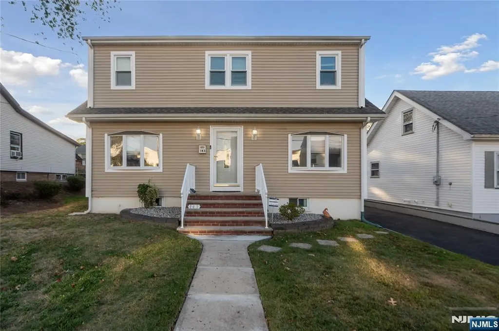 143 Carpenter Street Belleville NJ 07109