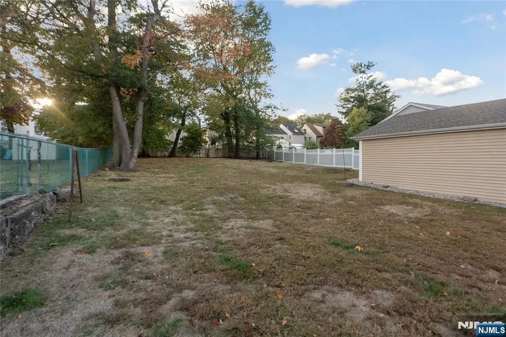 143 Carpenter Street Belleville NJ 07109