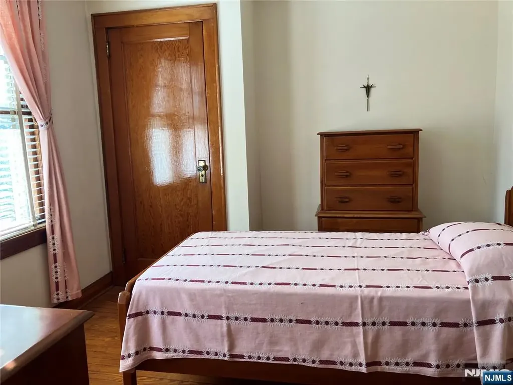 83 Melwex Street Belleville NJ 07109