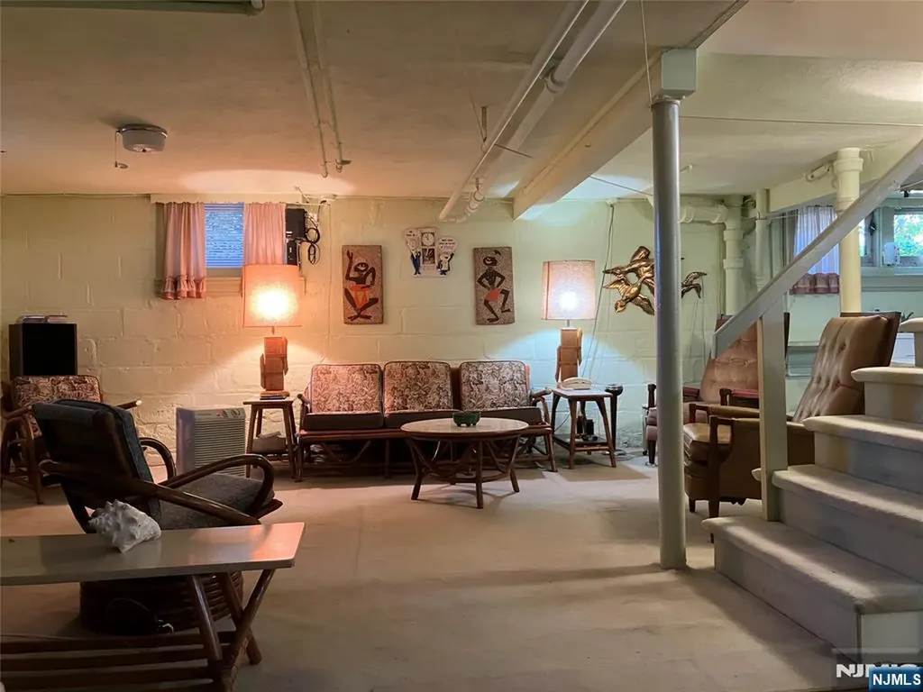 83 Melwex Street Belleville NJ 07109