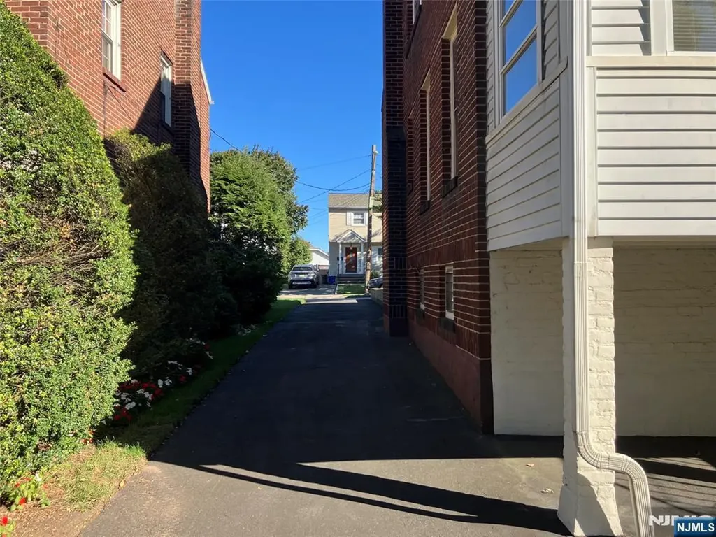 83 Melwex Street Belleville NJ 07109