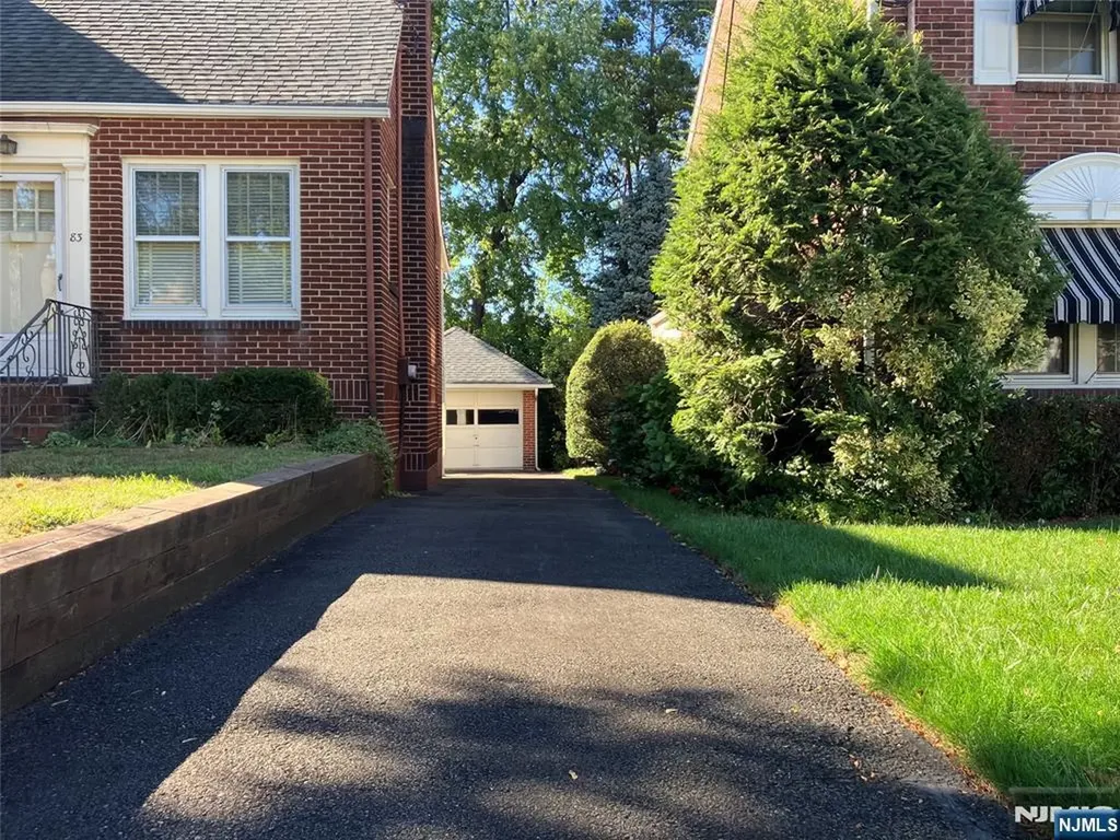 83 Melwex Street Belleville NJ 07109