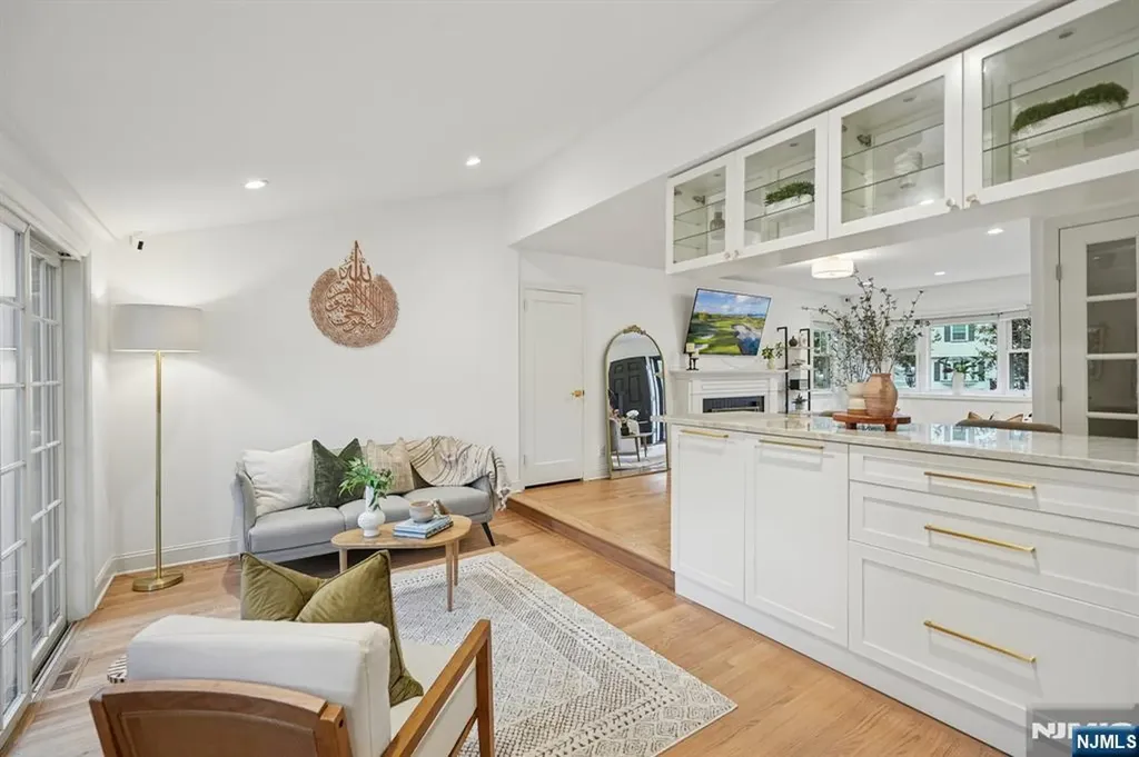 37 Aldon Terrace Bloomfield NJ 07003