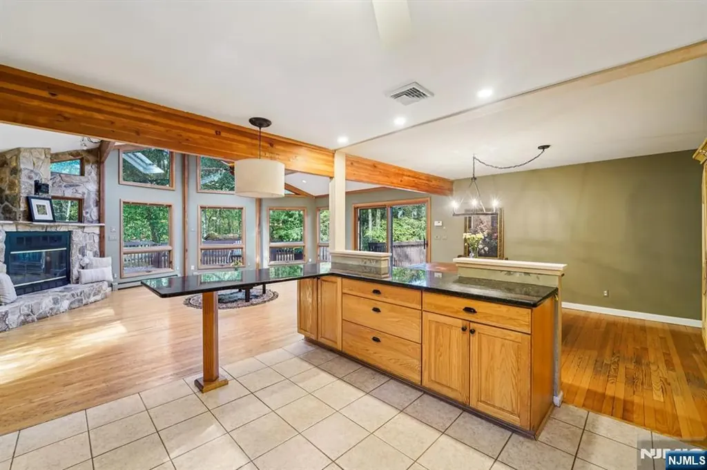 300 Park Avenue Allendale NJ 07401