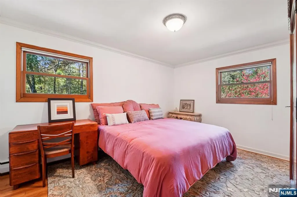 300 Park Avenue Allendale NJ 07401