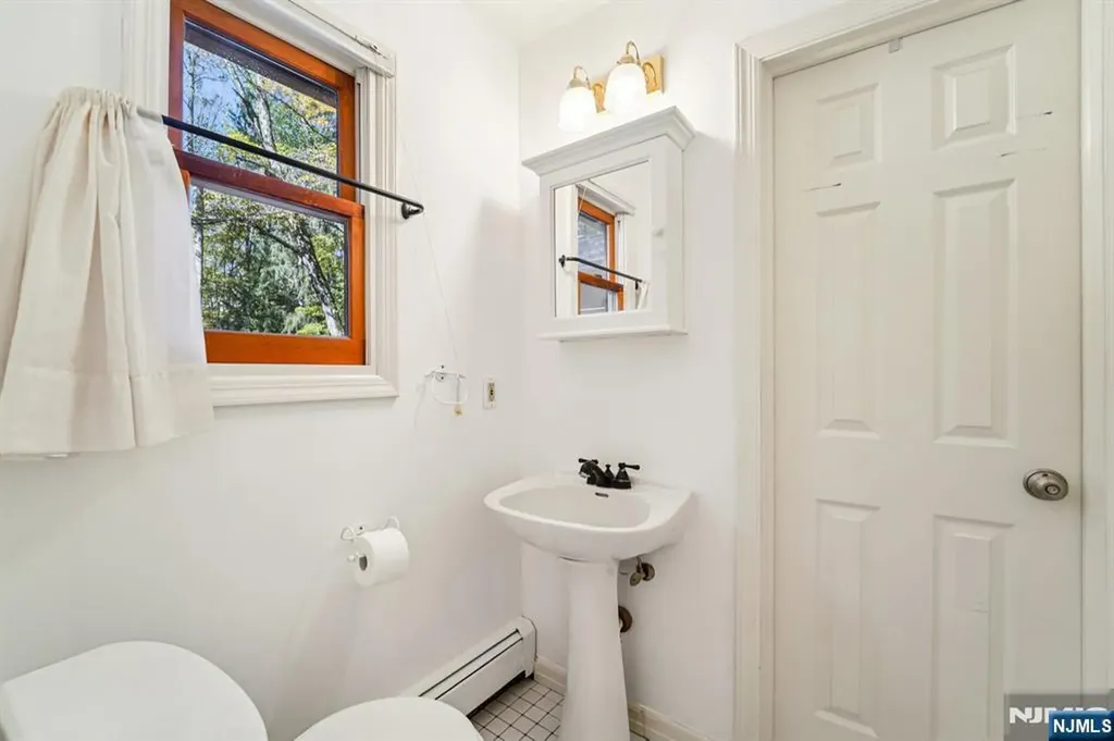 300 Park Avenue Allendale NJ 07401