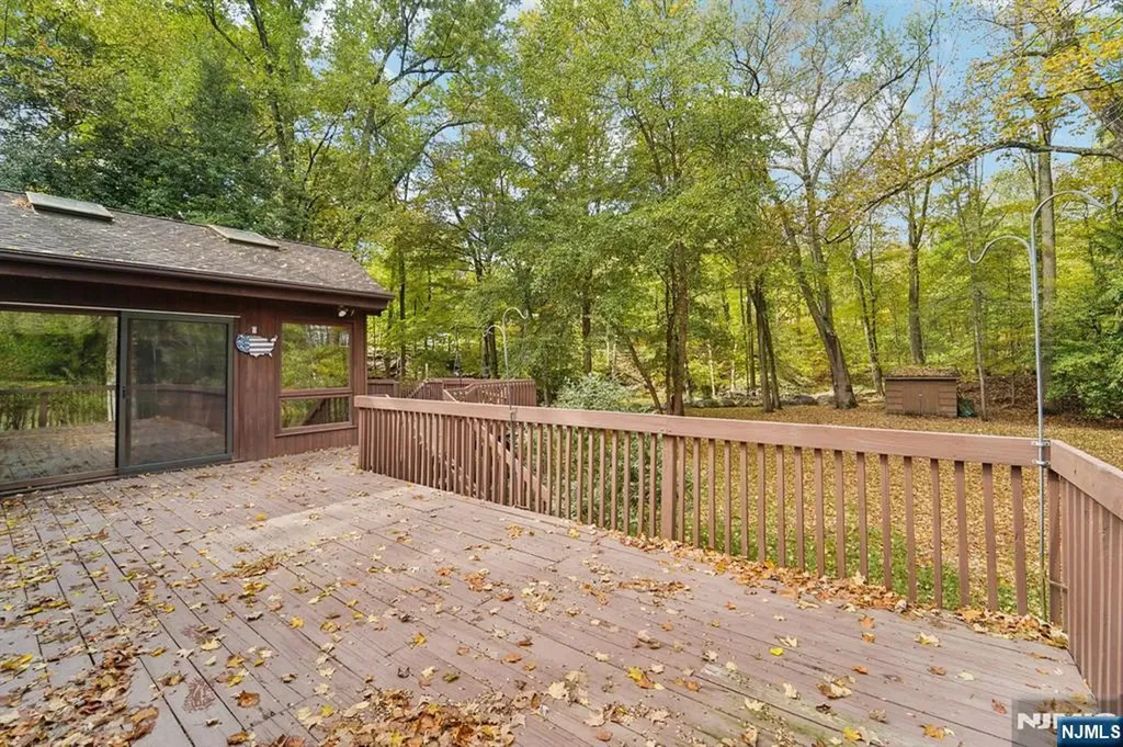 300 Park Avenue Allendale NJ 07401