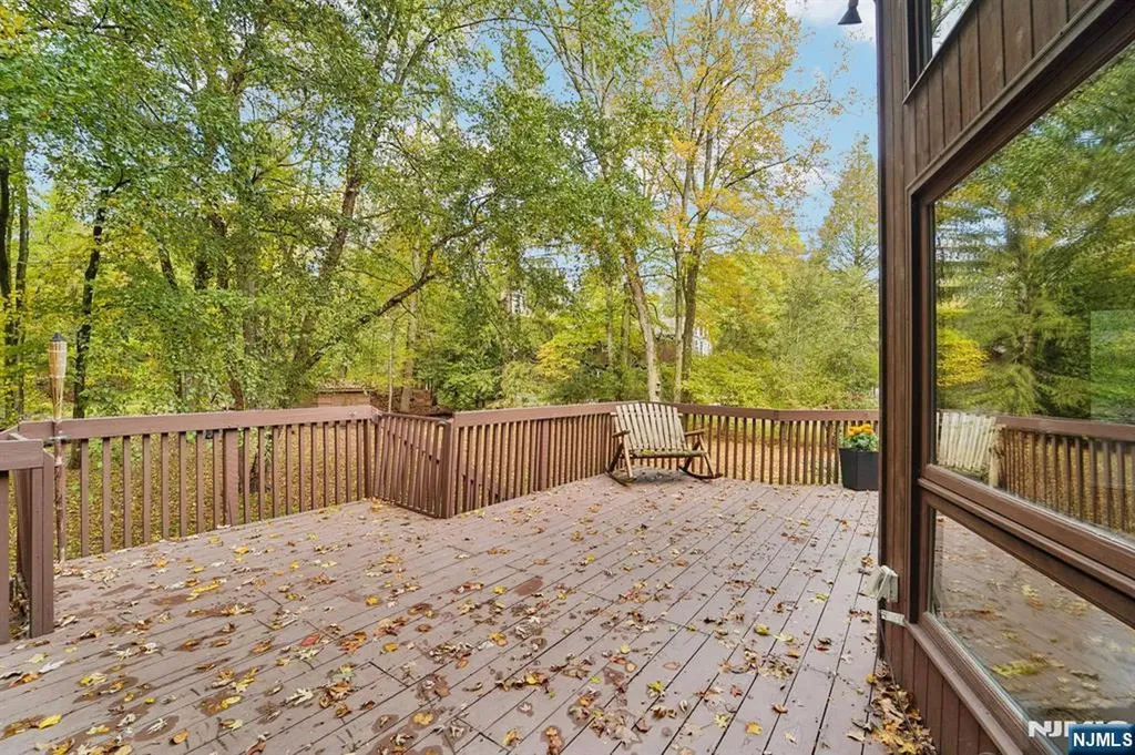 300 Park Avenue Allendale NJ 07401