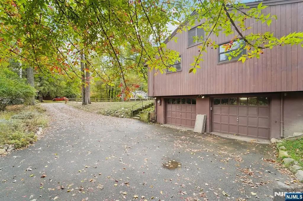 300 Park Avenue Allendale NJ 07401