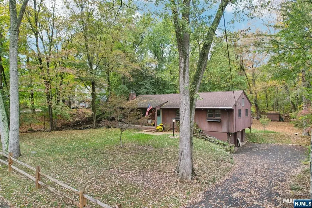 300 Park Avenue Allendale NJ 07401