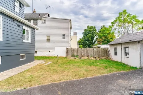 47 Lindsley Avenue Irvington NJ 07111