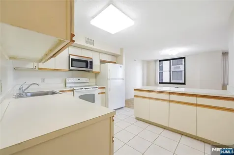 316 Prospect Avenue Hackensack NJ 07601