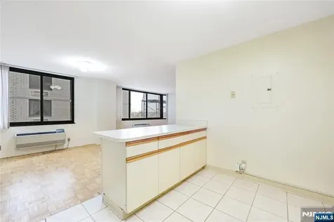 316 Prospect Avenue Hackensack NJ 07601