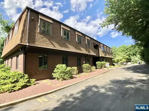 180 Old Tappan Road Old Tappan NJ 07675