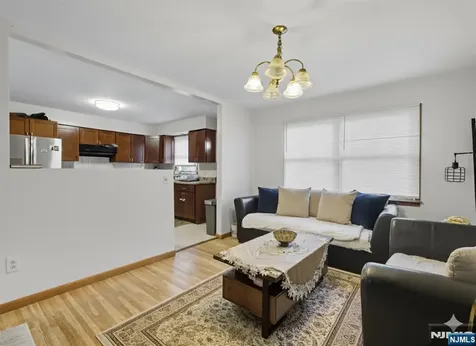 60 Garden Avenue Woodland Park NJ 07424