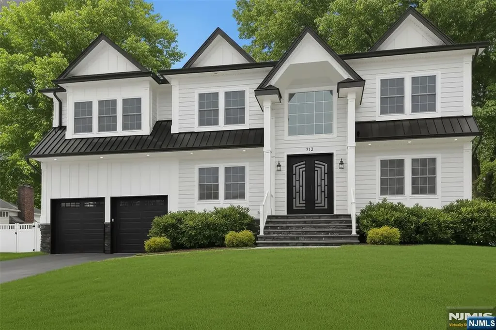 712 6th Avenue River Edge NJ 07661
