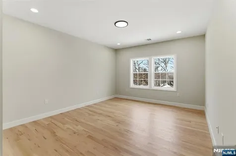 712 6th Avenue River Edge NJ 07661