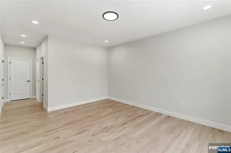 712 6th Avenue River Edge NJ 07661