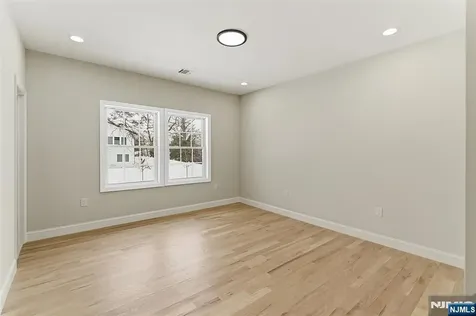 712 6th Avenue River Edge NJ 07661