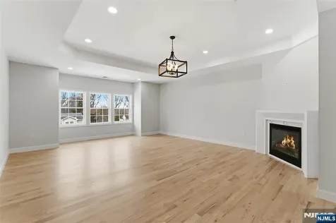 712 6th Avenue River Edge NJ 07661