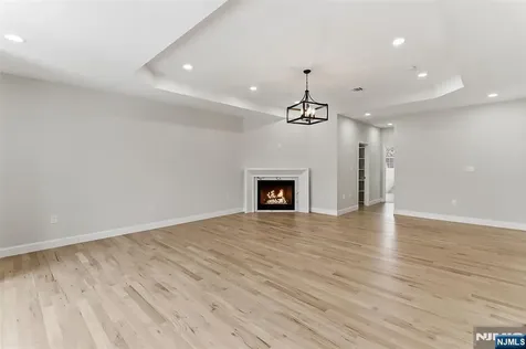 712 6th Avenue River Edge NJ 07661