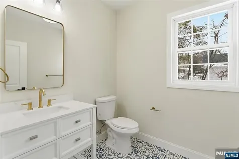 712 6th Avenue River Edge NJ 07661