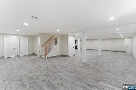 712 6th Avenue River Edge NJ 07661