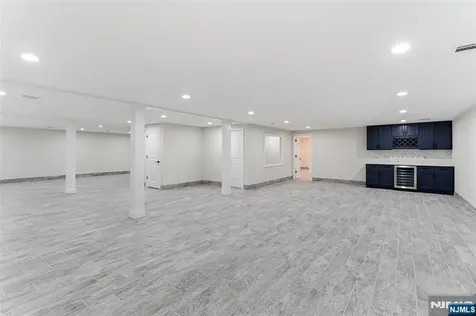 712 6th Avenue River Edge NJ 07661