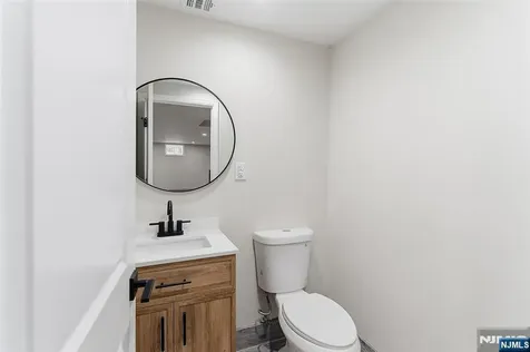 712 6th Avenue River Edge NJ 07661