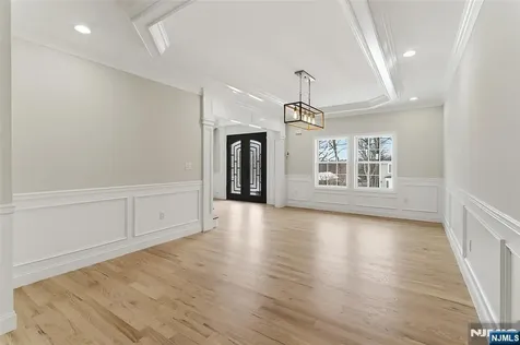 712 6th Avenue River Edge NJ 07661