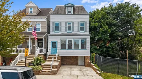 10 E 45th Street Bayonne NJ 07002