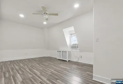 10 E 45th Street Bayonne NJ 07002