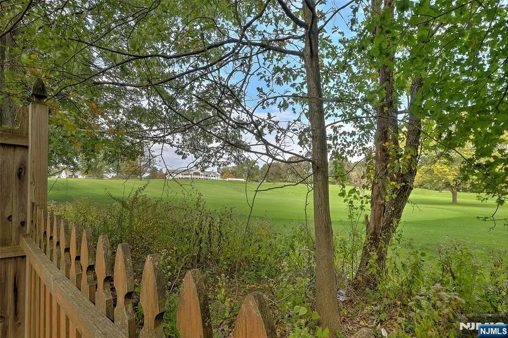 25 Sunset Avenue Bloomfield NJ 07003