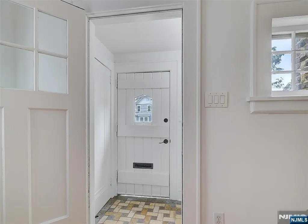 25 Sunset Avenue Bloomfield NJ 07003