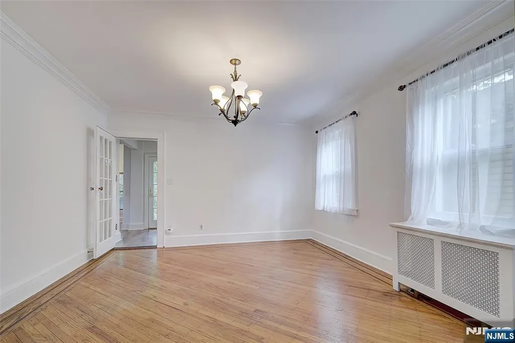 25 Sunset Avenue Bloomfield NJ 07003